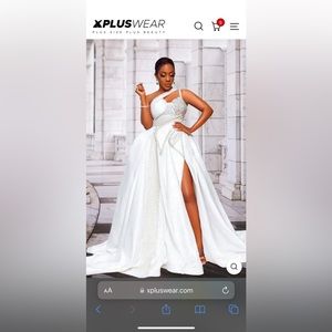 Xpluswear wedding dress never worn.